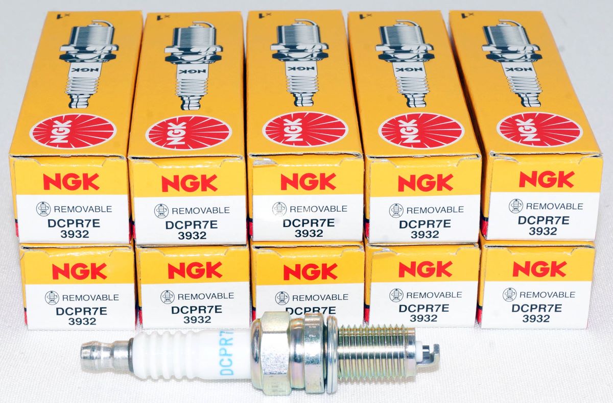 Set of 10 Genuine NGK 3932 DCPR7E Nickel Spark Plugs