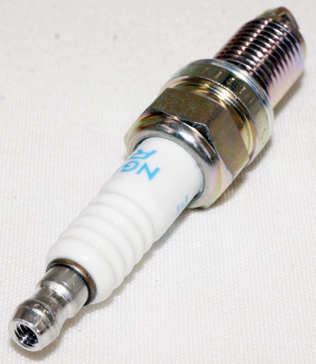 Set of 10 Genuine NGK 3932 DCPR7E Nickel Spark Plugs - Image 8