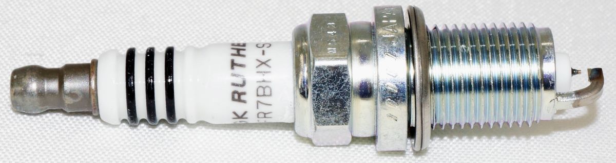 NGK Kit Spark Plugs and Ignition Coils for select 08-18 Volkswagen and Audi - Image 3