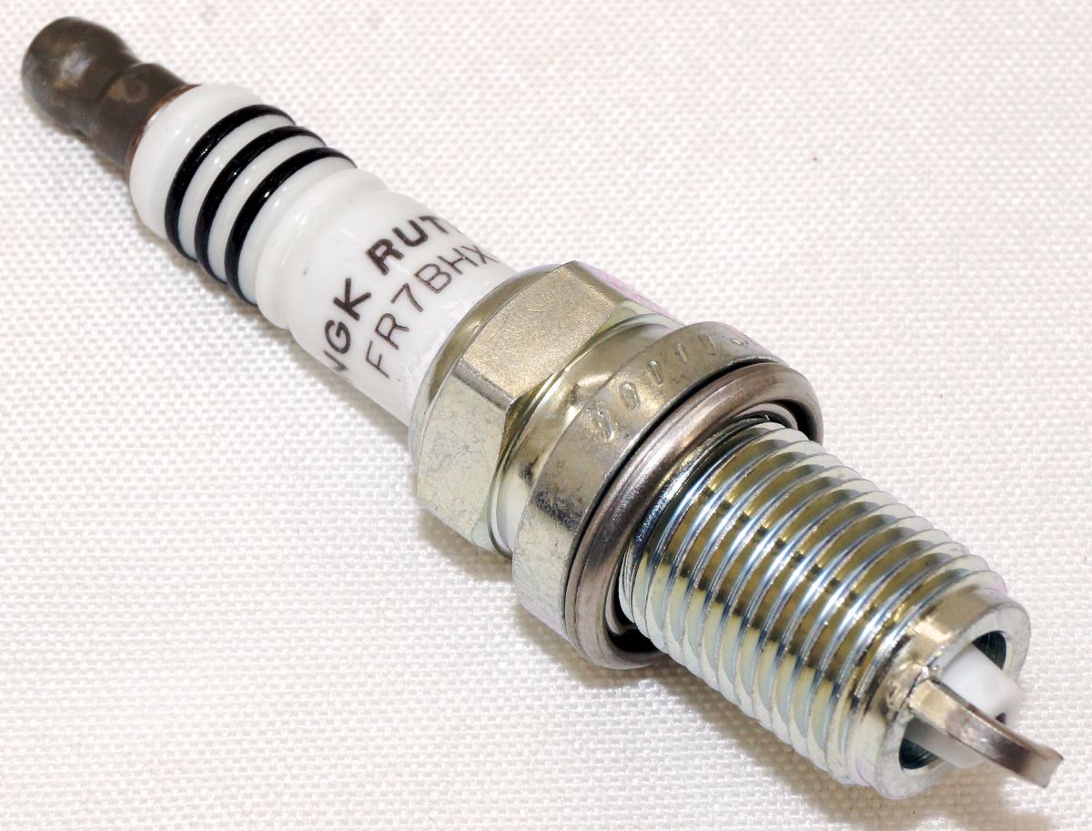 NGK Kit Spark Plugs and Ignition Coils for select 08-18 Volkswagen and Audi - Image 7