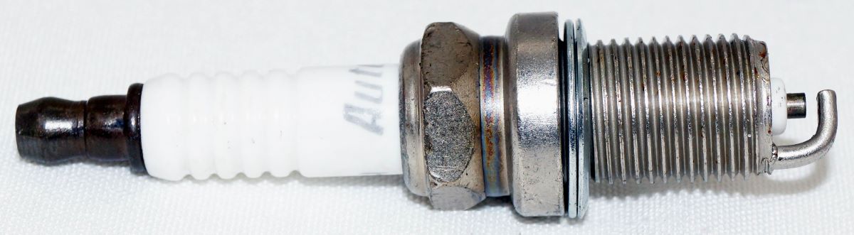 Autolite Copper Spark Plug 3924 - Image 2