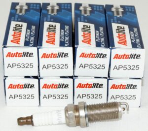 Set of 8 Autolite Platinum Spark Plugs AP5325