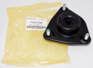 Front Suspension Strut Mount 546102T000 for Hyundai Kia 2011-2016