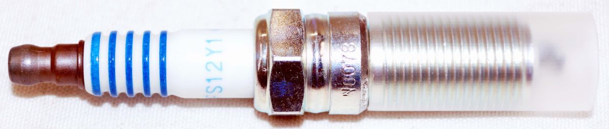 Case of 48 Genuine OEM Motorcraft SP535X Iridium Spark Plugs Ford CYFS12Y1X - Image 6