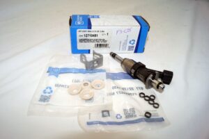 Genuine OEM GM Fuel Injector 12710481