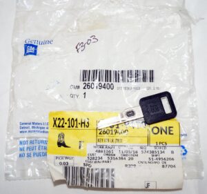 Genuine OEM GM VATS Key Blank Uncut VATS 26019400