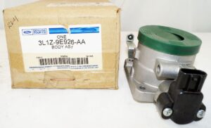 Genuine OEM 3L1Z9E926AA Ford Throttle Body Expedition F150 F250