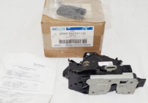 Genuine OEM 6S4Z5421813D Ford 02-07 Focus Front Door Lock Kit LH Driver Side