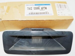 Genuine OEM 7A1Z13508APTM Ford Liftgate Latch Handle with Seal 07-14 Edge MKX