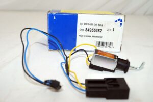 GM Genuine OEM Switch Assembly Auto Trans Control 84955382