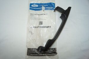 Genuine OEM Ford Front Outside Door Handle 8S4Z5422404BAPTM Black