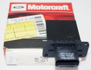 Motorcraft Genuine OEM YH1717 HVAC Blower Motor Resistor Ford 4W7Z19A706A