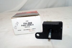 Genuine OEM Motorcraft YH-588 HVAC Blower Control Switch Ford F4DZ19986A