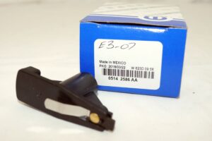 Mopar Genuine OEM Oil Pump Ignition Distributor Rotor 05142586AA