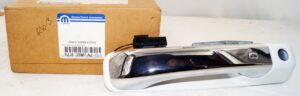 Genuine OEM Mopar Left Drivers Side Exterior Door Handle 1UJ831W7AJ