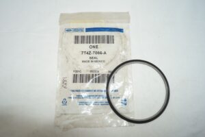 Genuine OEM Ford Transfer Case Input Shaft Compression Seal 7T4Z7086A