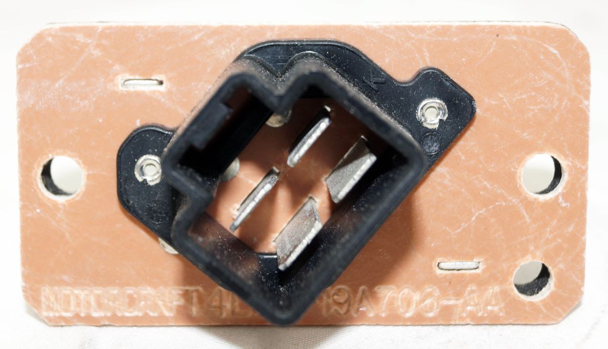 Genuine OEM Motorcraft YH1699 Ford 4L3Z19A706AA Blower Motor Resistor - Image 5