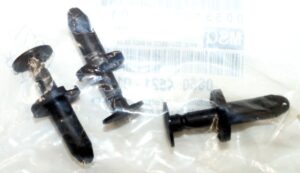 3 Pack Genuine OEM Mopar 06504521 Push Pin