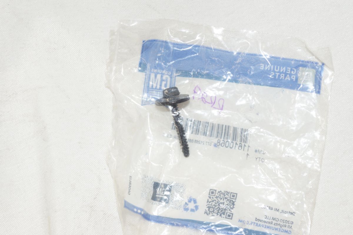 Authentic GM Genuine Parts 11610068 M4.2x1.41x30 Multi-Purpose Bolt - Image 2