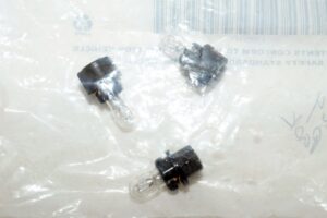 3 Pack Genuine OEM Mopar L00PC121 Bulbs