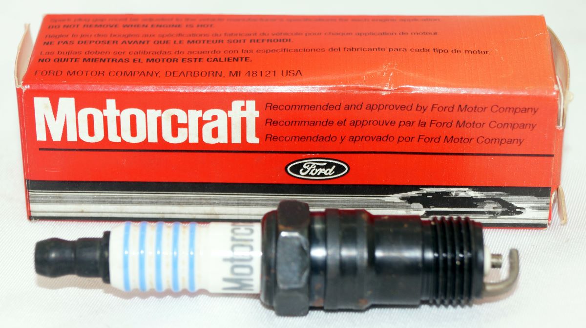 Genuine OEM Motorcraft SP419 Spark Plug Ford AWSF42C